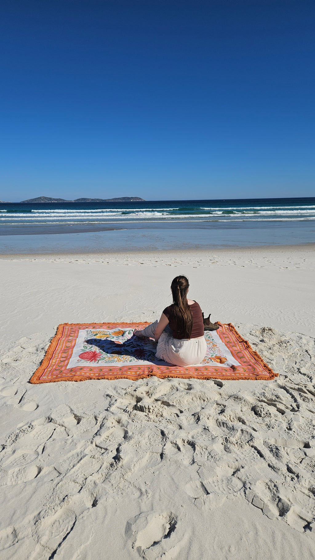 The Waratah Rug